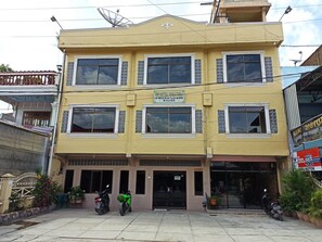 Exterior - Hotel Sumatera Balige (Balige)