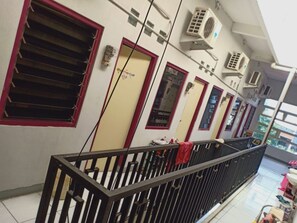 Exterior - Homestay Mentari Women Only (Surabaya)