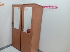 Habitación estándar | Wifi gratis y ropa de cama 