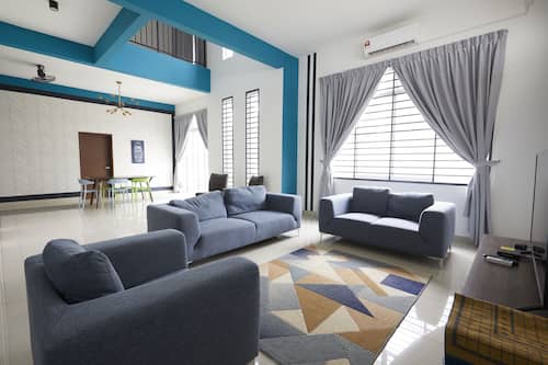 Villa, 4 Bedrooms | Living area