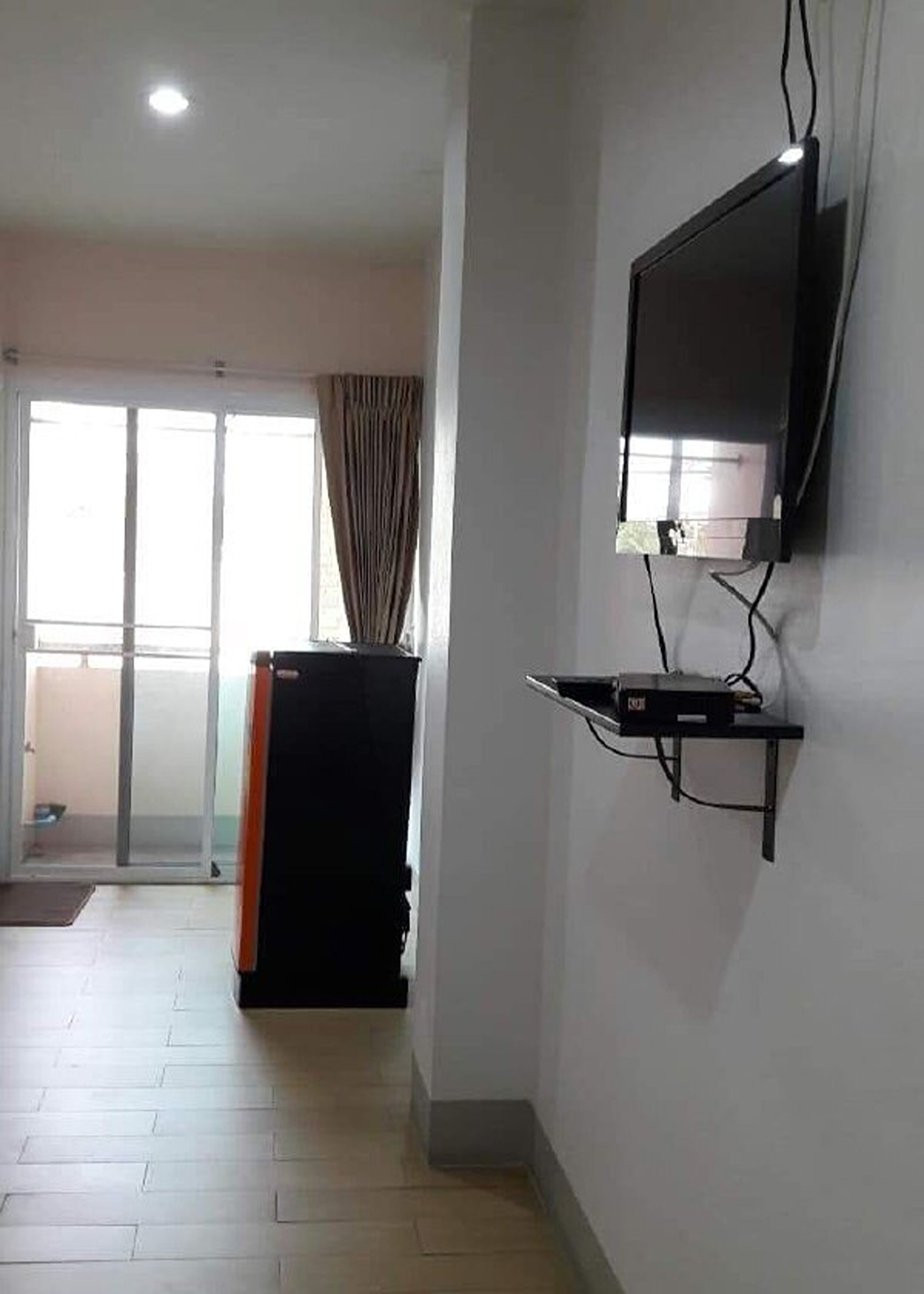 Standard Double Room | Desk, free WiFi, bed sheets
