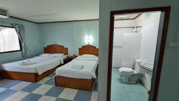 Tremannsrom | Bad | Dusj og toalettartikler (inkludert)