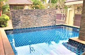 Outdoor pool - Nasa Hotel (Wichit)