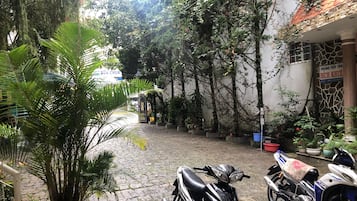 Free self parking
