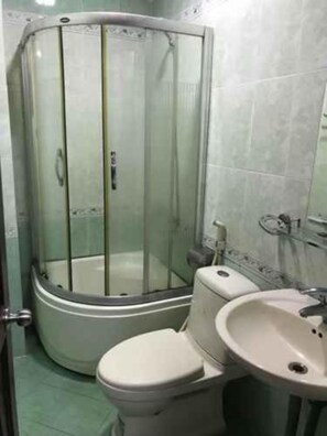 Buồng tắm vòi sen