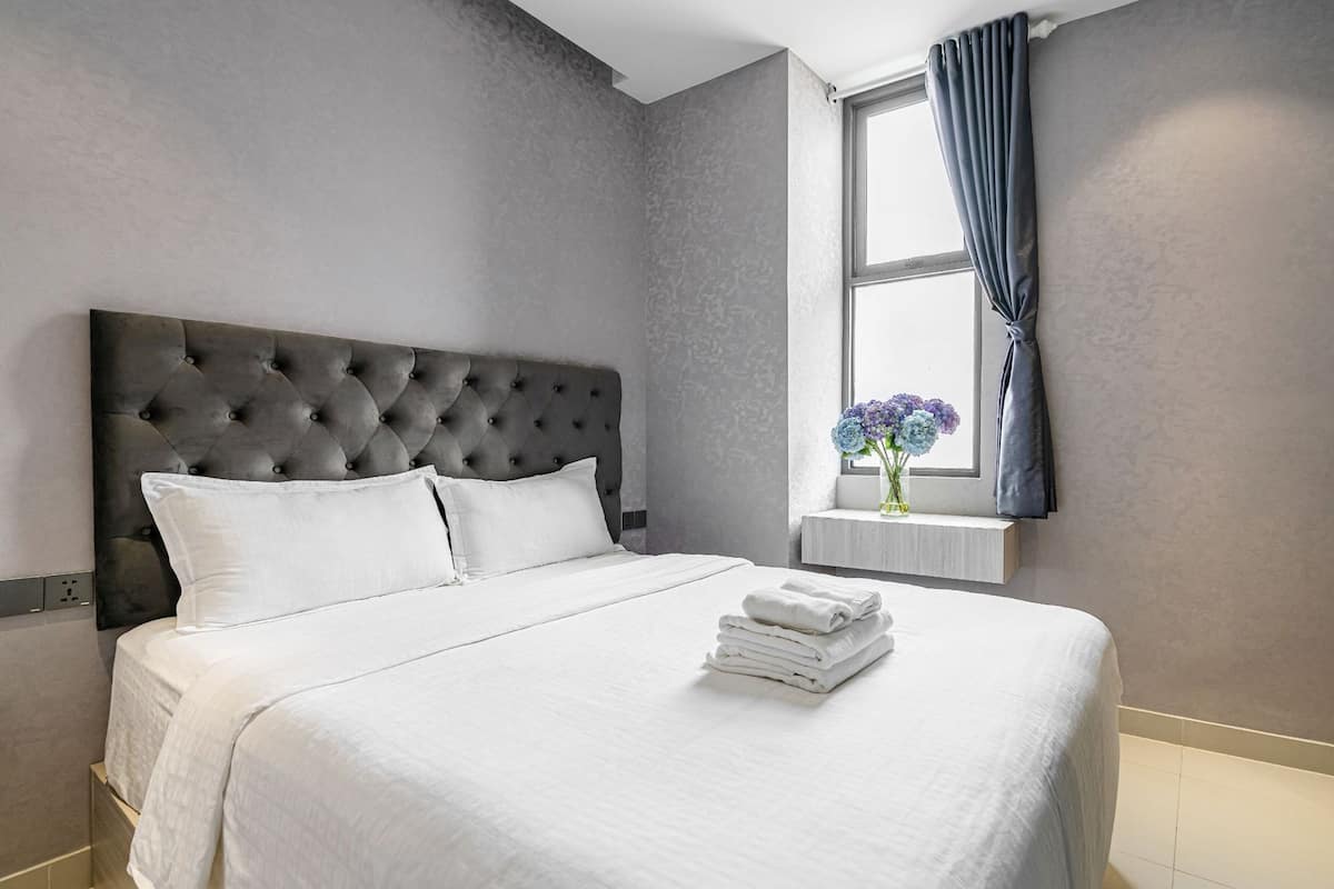 Quarto casal standard | Wi-Fi de cortesia, roupa de cama