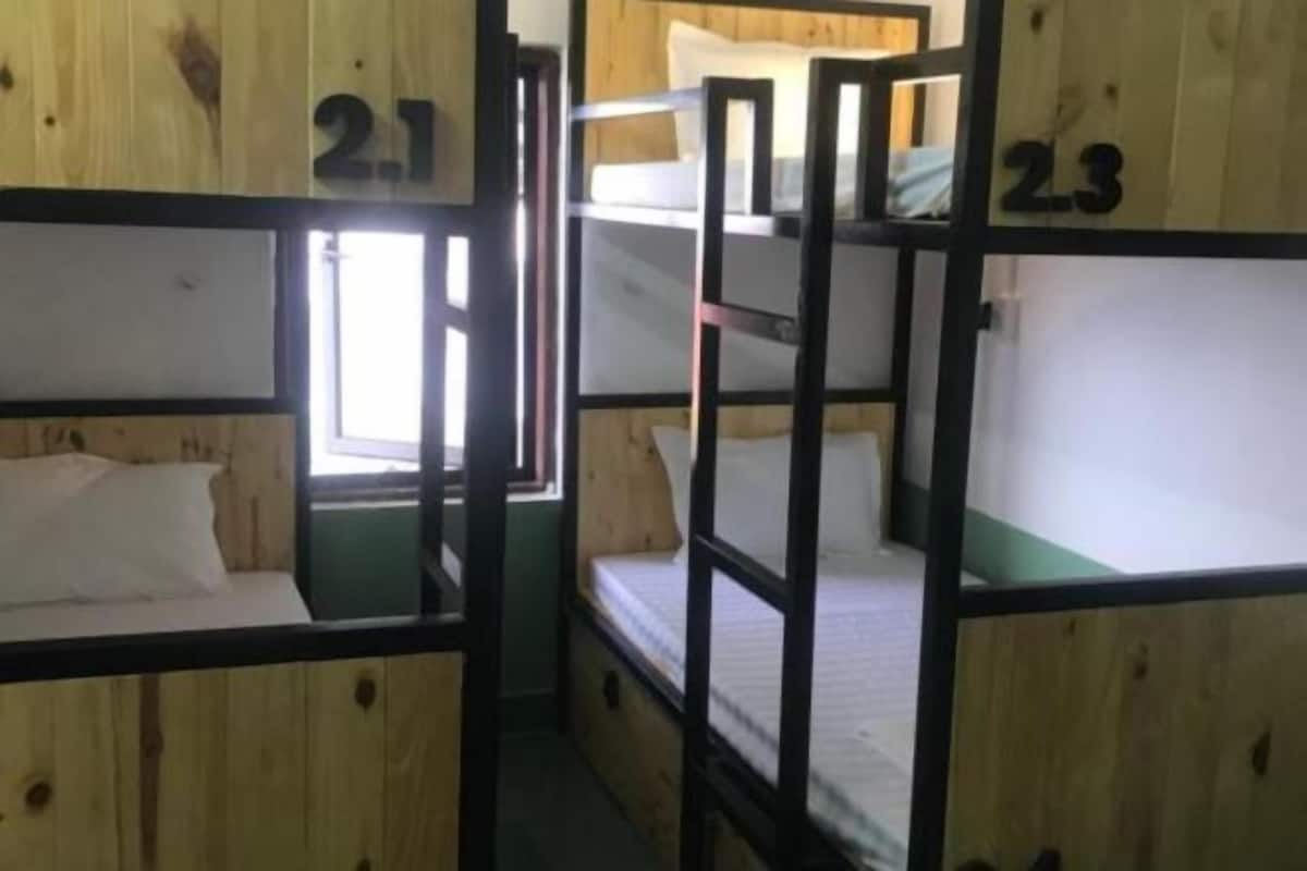 Minibar, bureau, chambres insonorisées, fer et planche à repasser