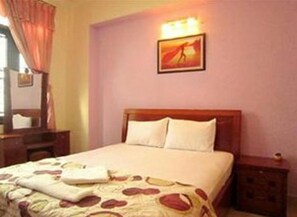 Habitación doble | Escritorio, wifi gratis, ropa de cama