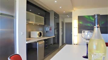 Télévision à écran plat