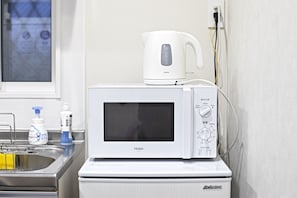 Family Cabin, Multiple Beds, Non Smoking | Microwave