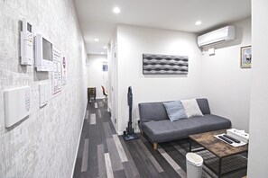 Living area - Petanigeimasato (Osaka)