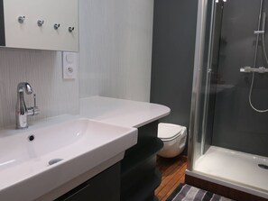 Hair dryer - Apartment in Perros-Guirec with Panoramic View, Terrace and Private Parking (Perros-Guirec)