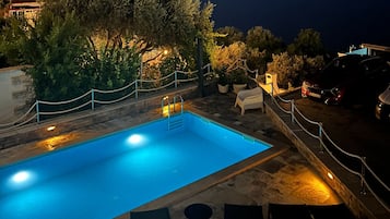 Apartment (Two Bedroom Apartment with Balcony an) | Pool