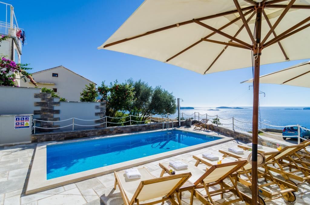 Apartment (Two Bedroom Apartment with Balcony an) | Pool