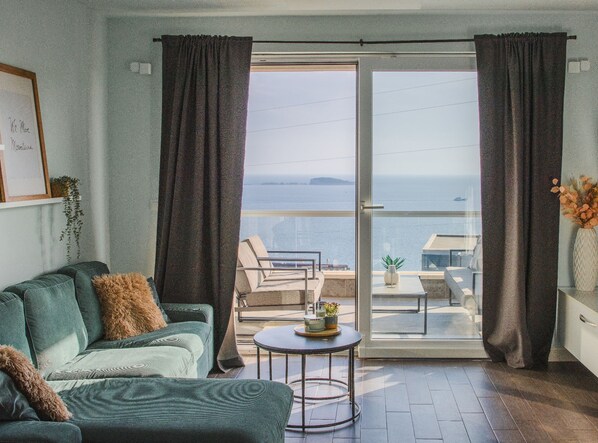Apartment (Two Bedroom Apartment with Balcony an) | Living room | TV