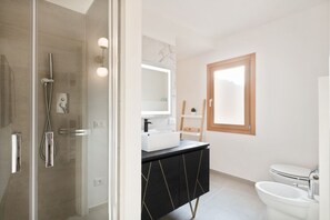 Apartment, 1 Bedroom | Bathroom