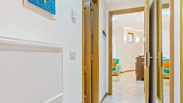 Appartement, 2 chambres | Équipements de la chambre