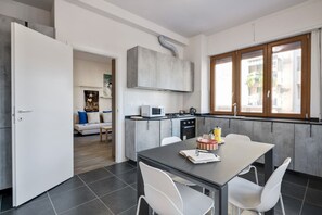 Apartment, 1 Bedroom | Private kitchen | Full-size fridge, microwave, oven, stovetop - Lulli Bright and Cozy Flat  (Florence)