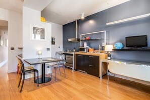 Apartment, 1 Bedroom | Private kitchen
