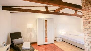 2 habitaciones y ropa de cama