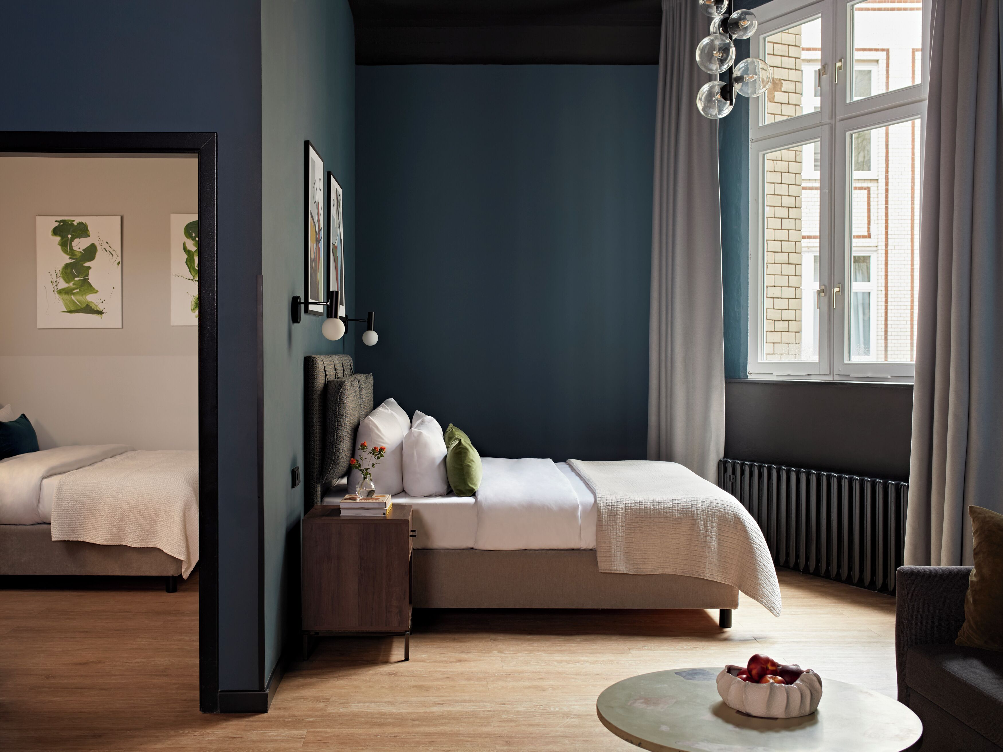 Familie appartement | Luxe beddengoed, bedden met traagschuimmatrassen