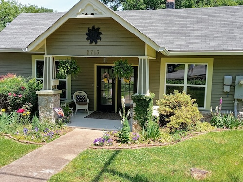 Makin' Memories What We Do Best, With Family and Your Tail Wagging Friends.