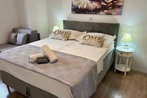 2 Schlafzimmer, Bügeleisen/Bügelbrett, WLAN, Bettwäsche