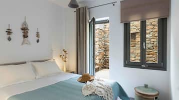 2 bedrooms, bed sheets