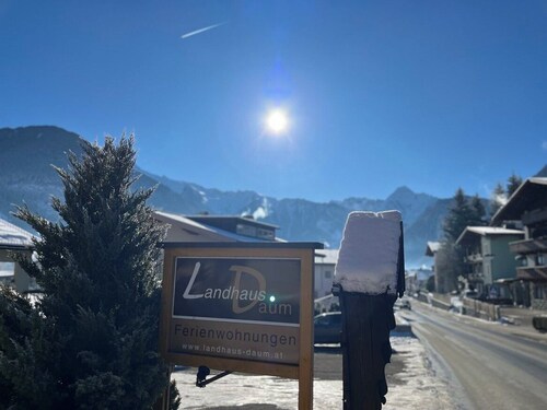AHORN, 120m², Schwendau/Hippach, 2.5km from the ski area in Landhaus Daum