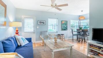 Appartement, 1 chambre | Coin séjour