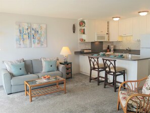 Living area - Waikiki - It's all about the Ocean View (honolulu)