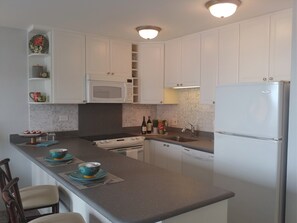 Private kitchen - Waikiki - It's all about the Ocean View (honolulu)