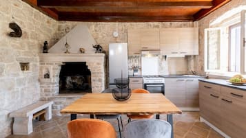 บ้านพัก (Two Bedroom Holiday Home with Swimmin) | บริการอาหารในห้องพัก