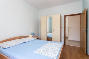 Apartment (One Bedroom Apartment)