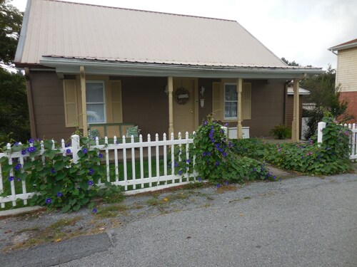BACK TO THE 50'S GUEST HOUSE