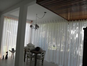 Interior - Beautiful House Near Of The Beaches in the south of Brazil (Florianopolis)