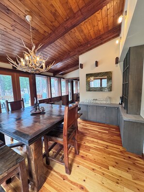 تناول الطعام