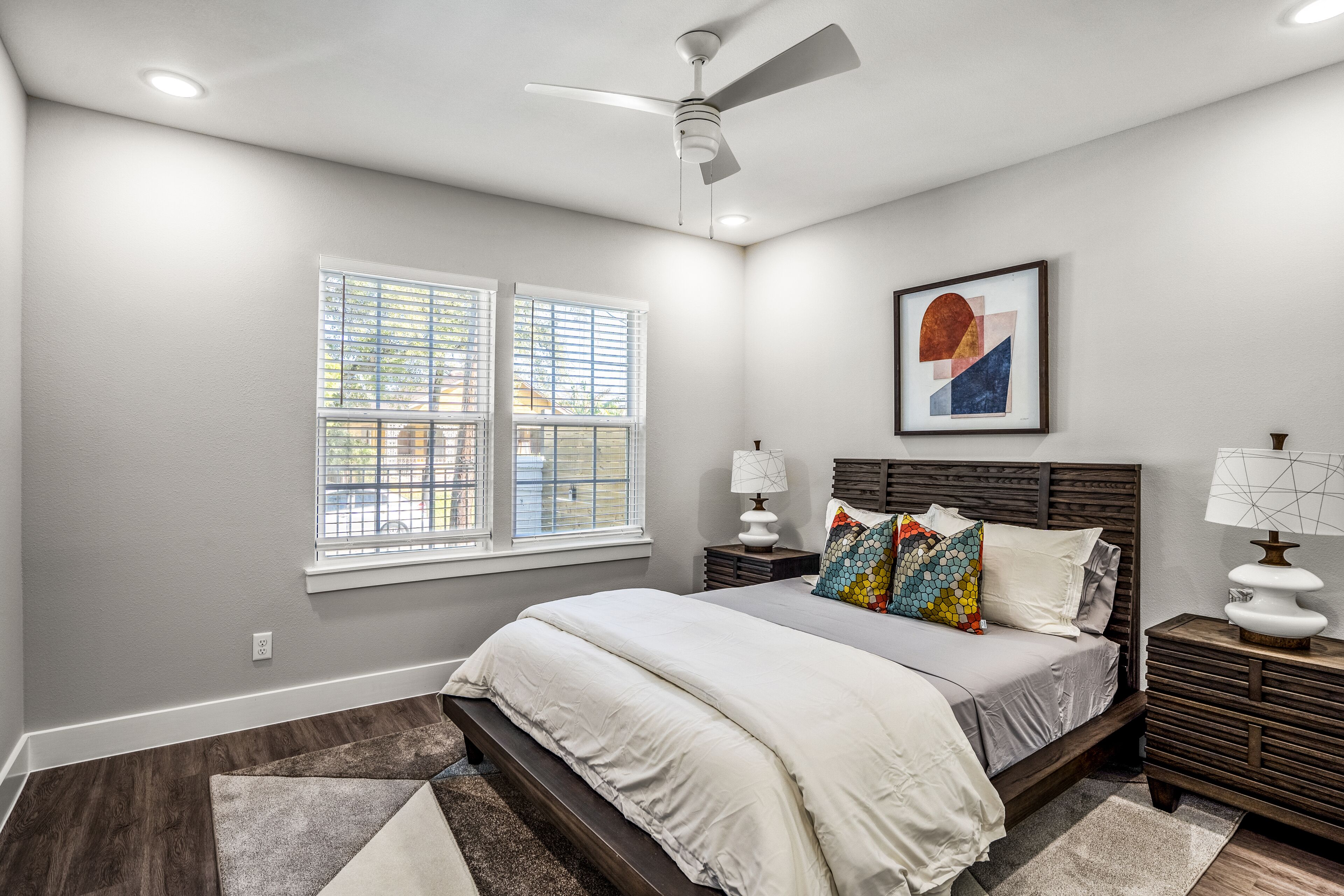 3 soverom, strykejern/-brett, wi-fi og sengetøy