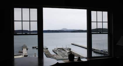 Harbor View Lakehouse