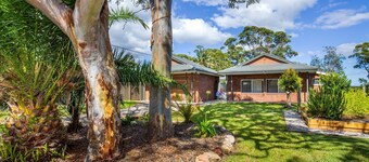 Curleys Outlook - Pet Friendly Waterfront