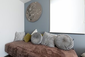 1 bedroom, desk, iron/ironing board, free WiFi - Asakusa Sky Stay Modern Room 501 / Sumida-ku Tokyo (Sumida-ku)