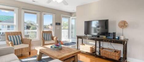 Télévision, baby-foot