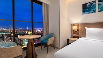 Deluxe Room, City View | City view