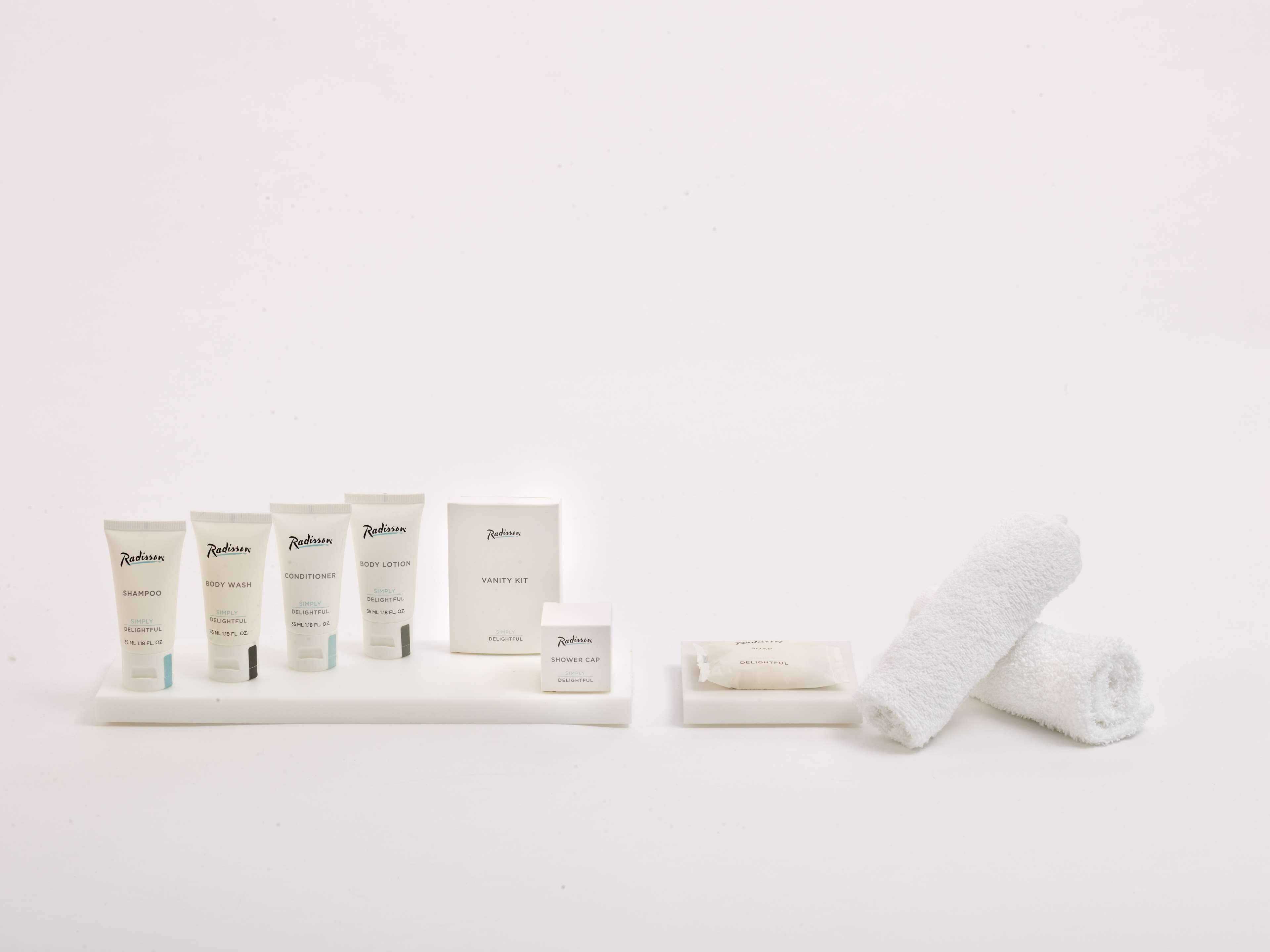 executive room, ocean view (lounge access) | bathroom | rainfall showerhead, free toiletries, hair dryer, bathrobes