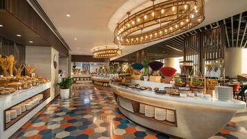 Bữa sáng buffet hàng ngày với phụ phí nhỏ