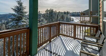 Camp Four Townhomes by Casago