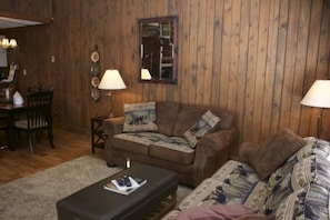 Condo, 2 Bedrooms | Living room