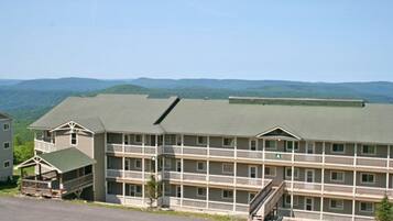 Condo, 3 Bedrooms | Exterior