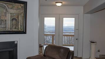 Kondominium, 3 kamar tidur | Ruang keluarga