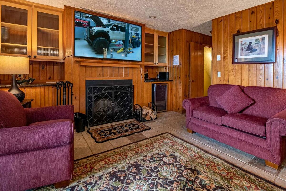 Townhome, 3 Bedrooms | Living room